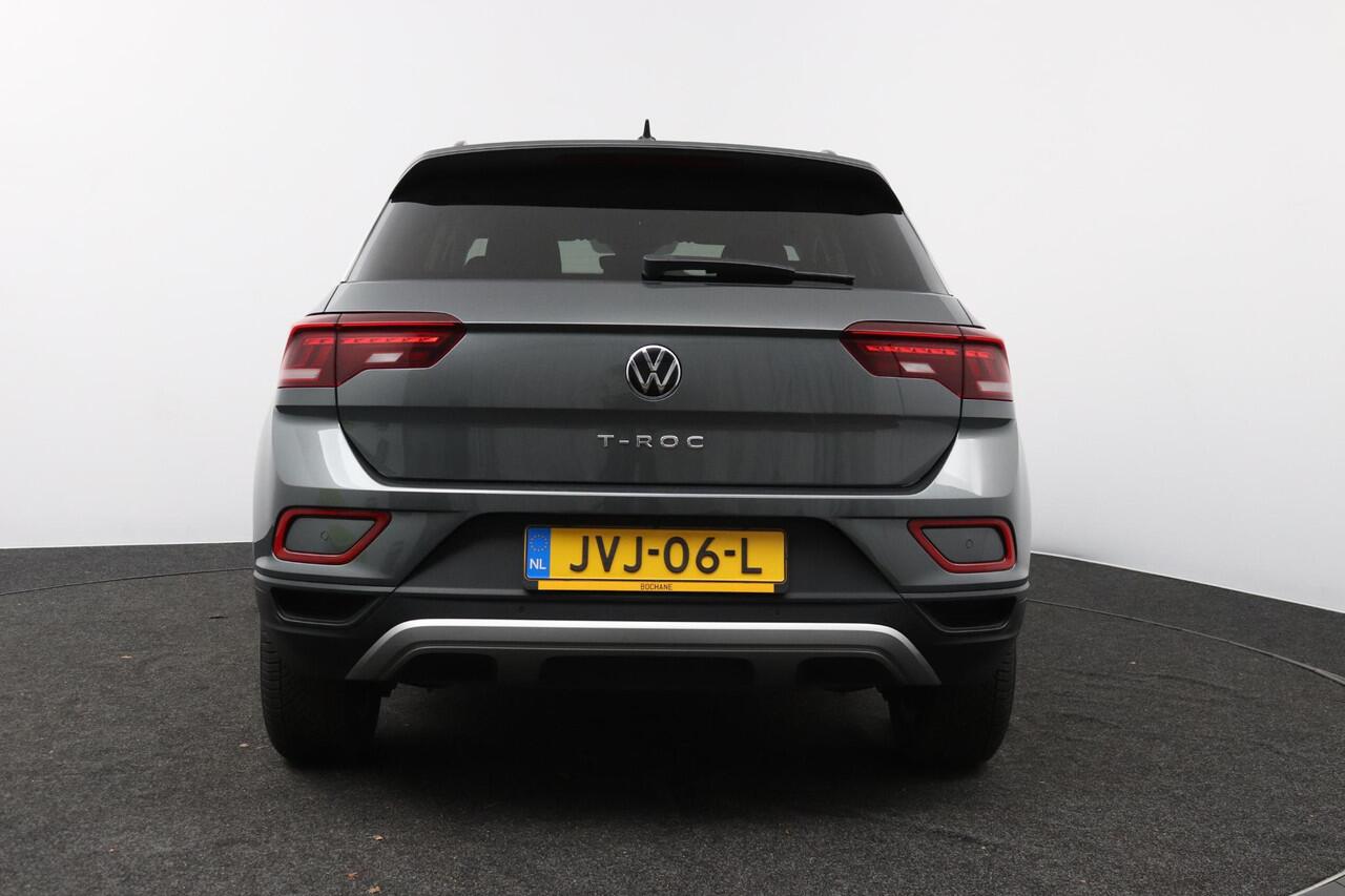 Volkswagen T-Roc 1.0 TSI 110pk Life | Stoelverwarming | Climate Control | Virtual Cockpit |