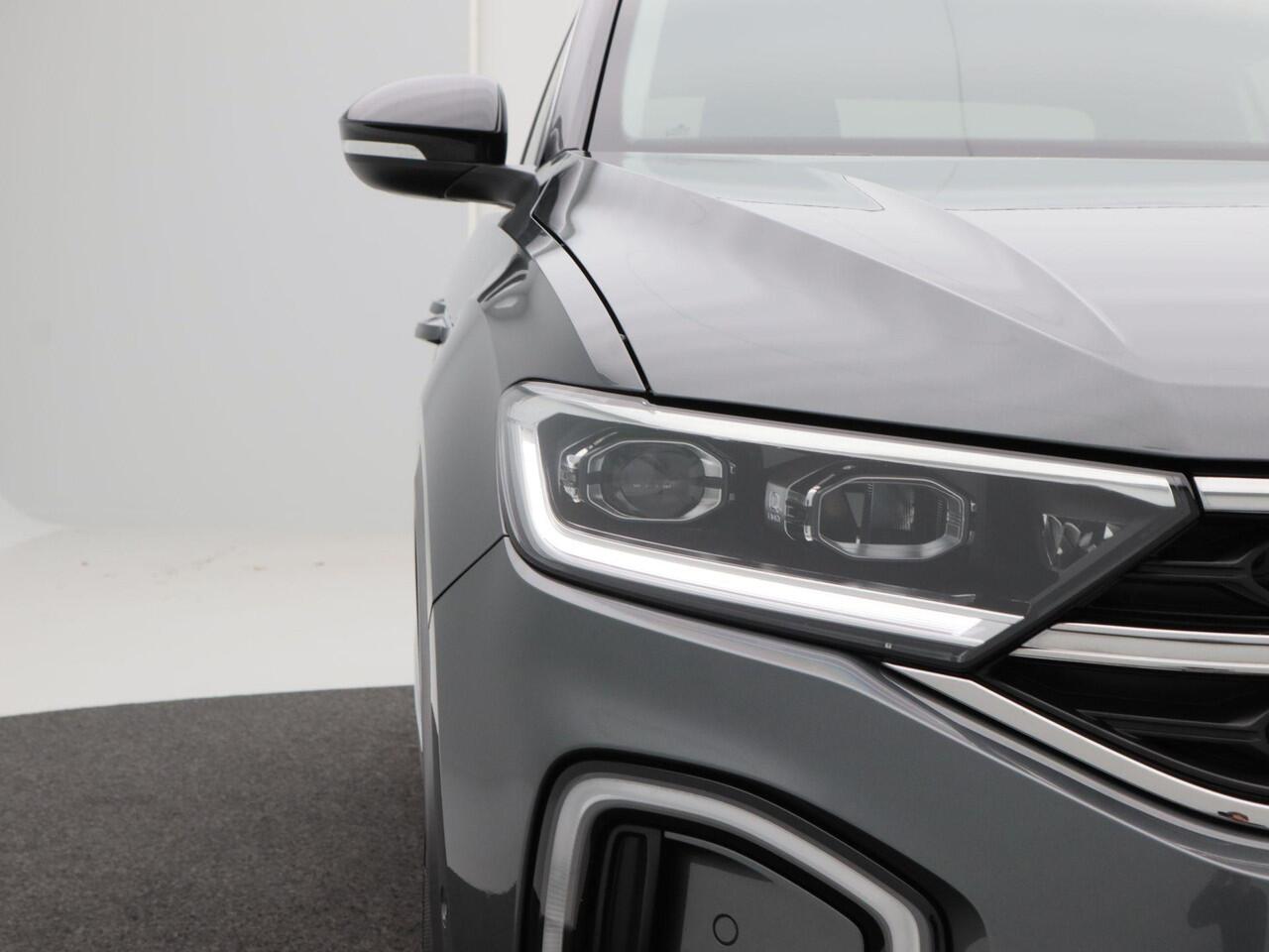 Volkswagen T-Roc 1.0 TSi 110 Pk Style | Camera | Adaptive Cruise | Navigatie | Climatronic | CarPlay | 17 Inch | 22.245 Km !!