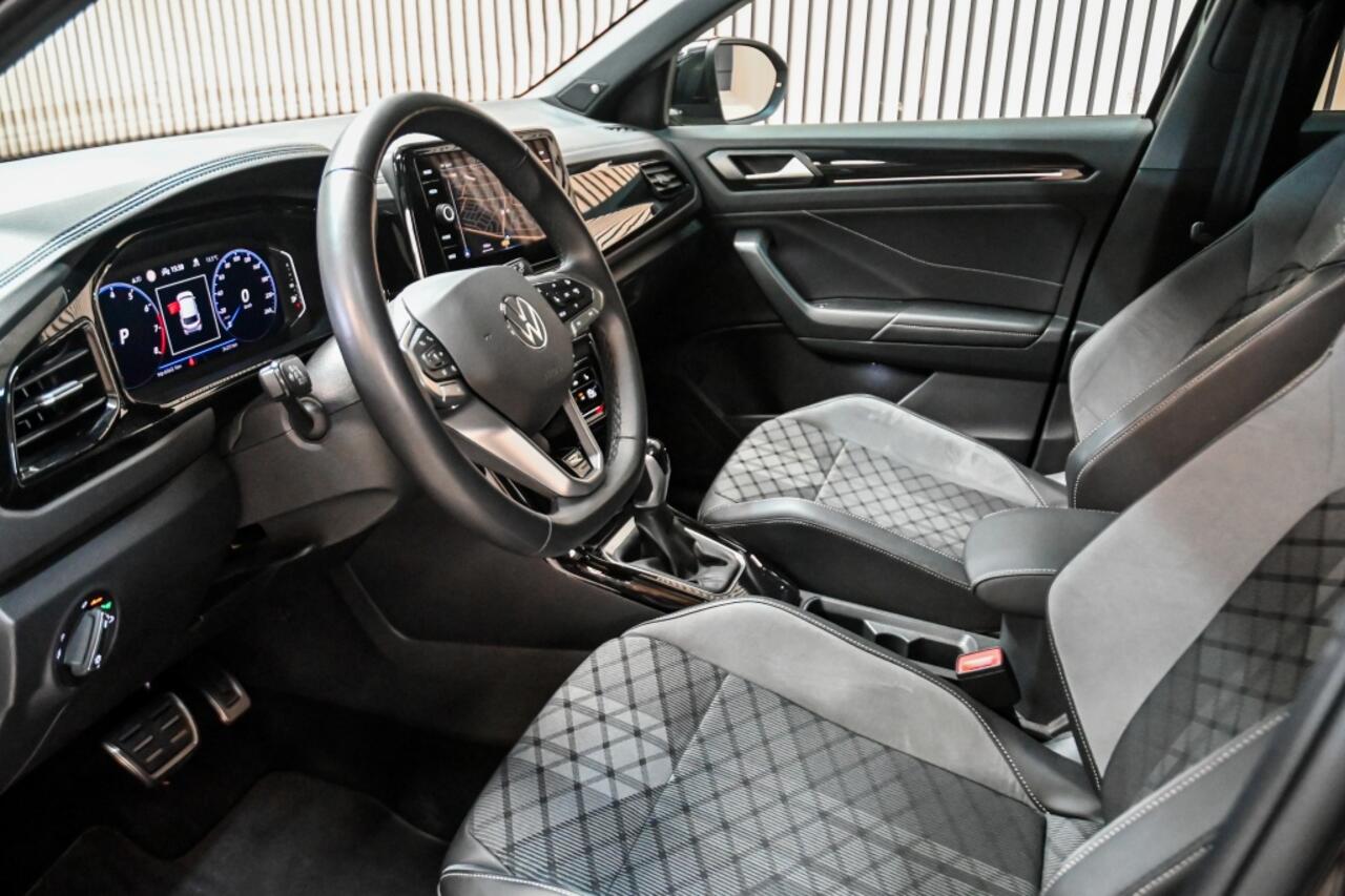 Volkswagen T-Roc 1.5 TSI R-Line Beats|Navi|ACC|Pano|Trekhaak