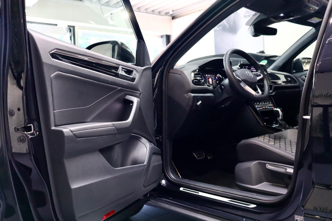 Volkswagen T-Roc 1.5 TSI R-Line Ed PANO|IQ|Digitaal Dash|VOL