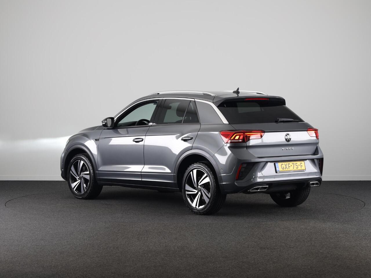 Volkswagen T-Roc 1.5 TSI R-Line 150 pk Automaat (DSG) | Verlengde garantie | Navigatie via App | Parkeersensoren (Park assist) | Achteruitrijcamera | Keyless | R-Line |