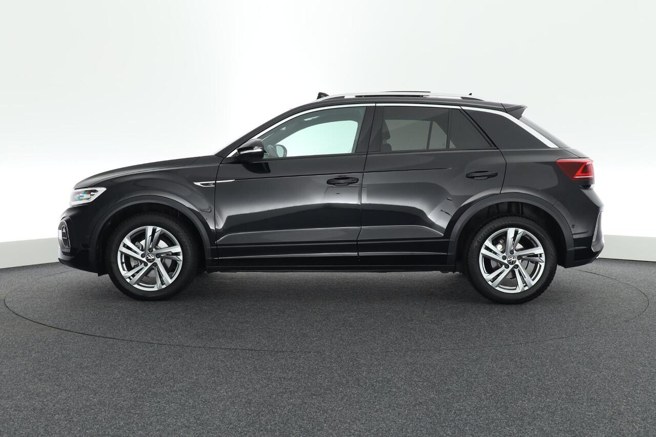 Volkswagen T-Roc 1.5 TSI 150pk DSG R-Line Business+ Panoramadak Trekhaak Camera Matrix Keyless Stoelverwarming