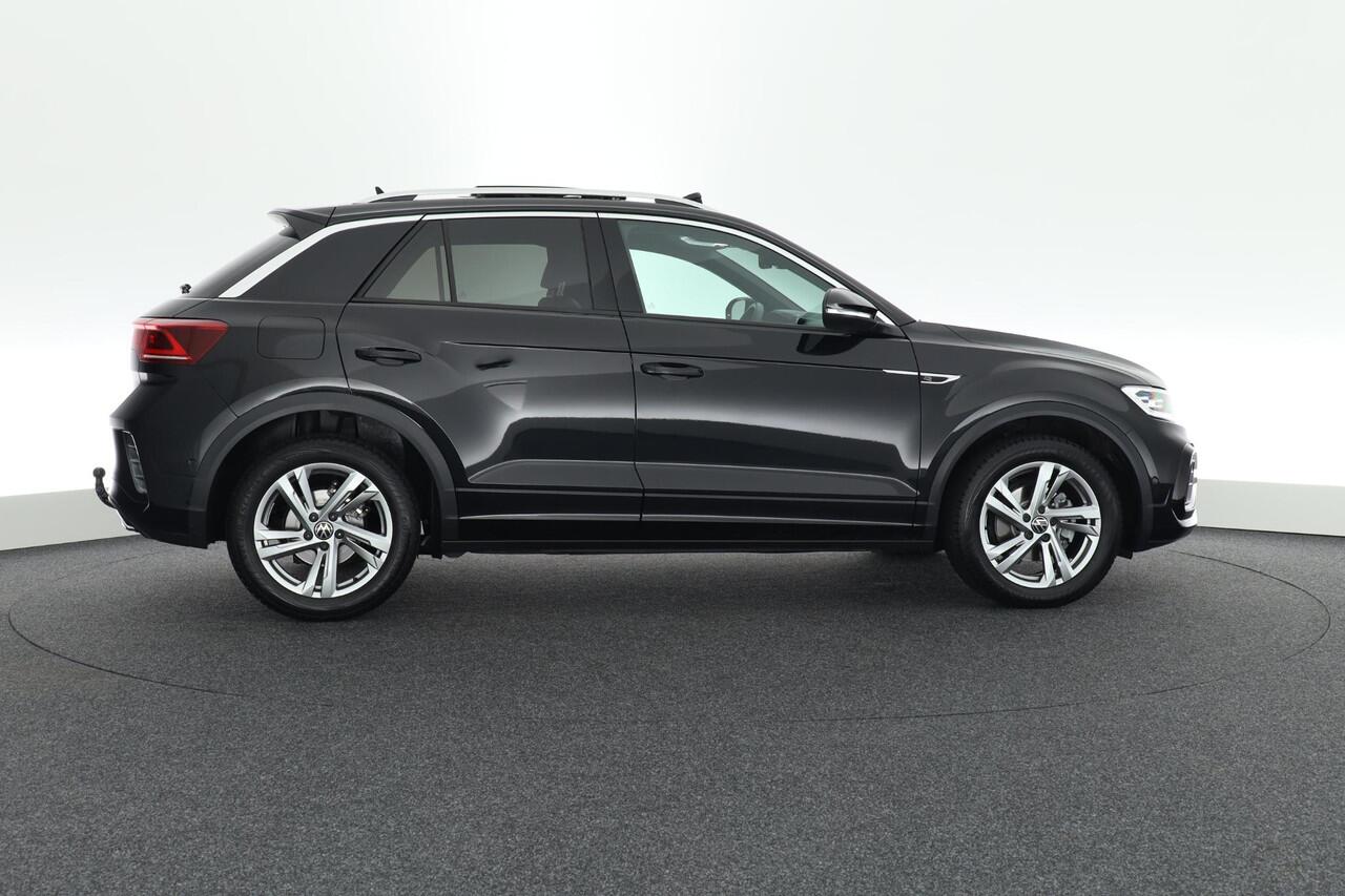 Volkswagen T-Roc 1.5 TSI 150pk DSG R-Line Business+ Panoramadak Trekhaak Camera Matrix Keyless Stoelverwarming