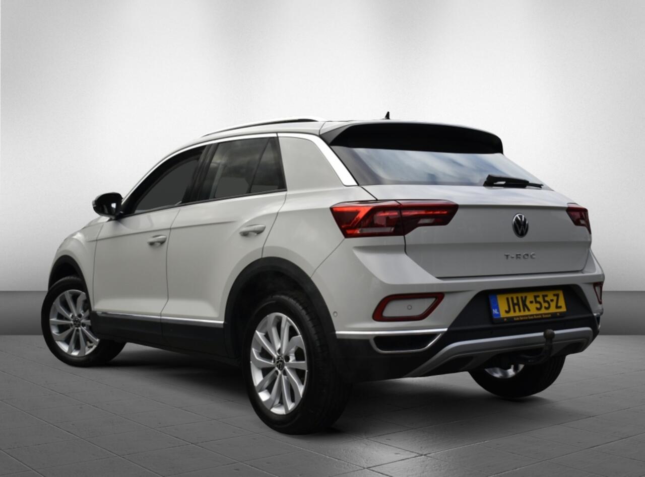 Volkswagen T-Roc 1.5 TSI R-Line Bns/ dsg/stoelvrw/clima/iq light/carplay