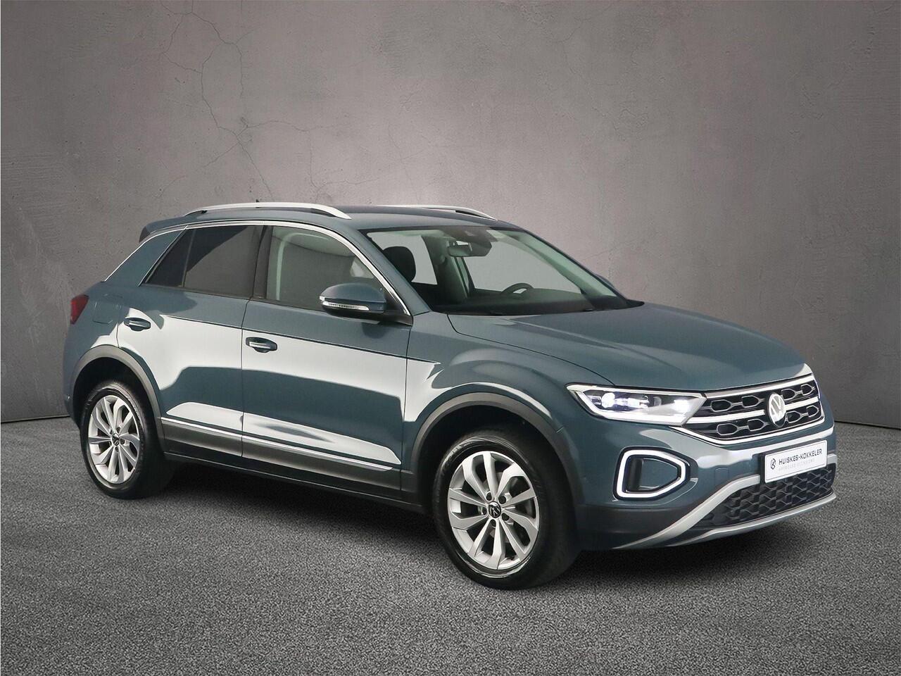 Volkswagen T-Roc Style 1.5 TSI 150pk DSG Automaat Trekhaak, Adaptive cruise control, Navigatie, Achteruitrijcamera, Stoelverwarming, Parkeersensoren, LED koplampen