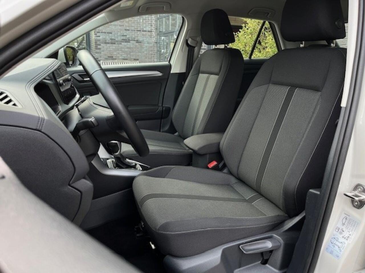 Volkswagen T-Roc 1.5 TSI AUT. LIFE VIRTU - NAVI - AFN. TREKH. - PDC