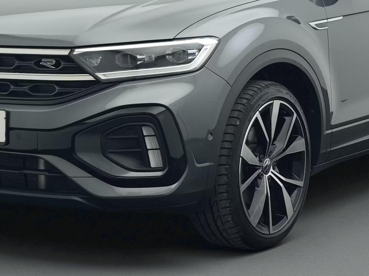 Volkswagen T-Roc R-LINE 1.5 TSI DSG