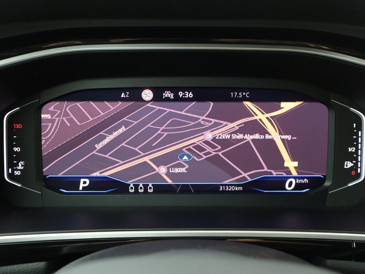 Volkswagen T-Roc 1.5 TSI R-Line | 150 PK | Automaat | Navigatiesysteem | Adaptive cruise control | R-Line |