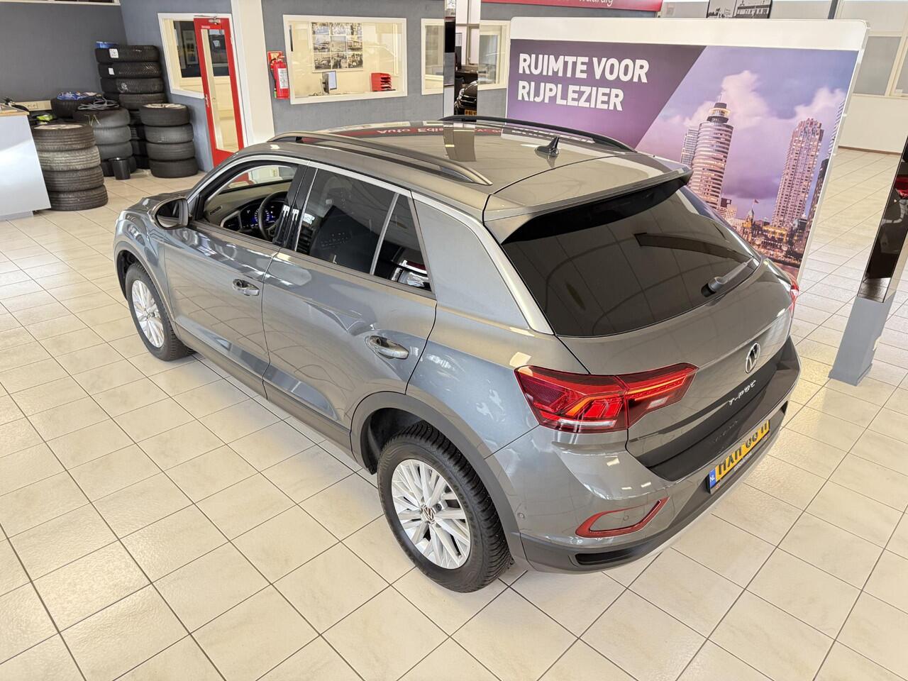 Volkswagen T-Roc 1.0 TSI Life Edition *NAVI*APP*CLIMATE*ST VERW*LED