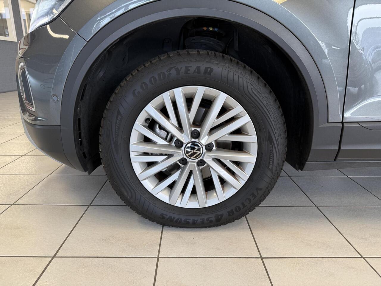 Volkswagen T-Roc 1.0 TSI Life Edition *NAVI*APP*CLIMATE*ST VERW*LED