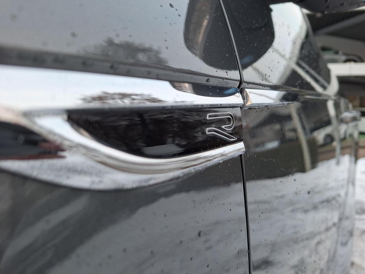 Volkswagen T-Roc 1.5 TSI 150pk DSG R-Line (Trekhaak,Camera,IQ,Navi)