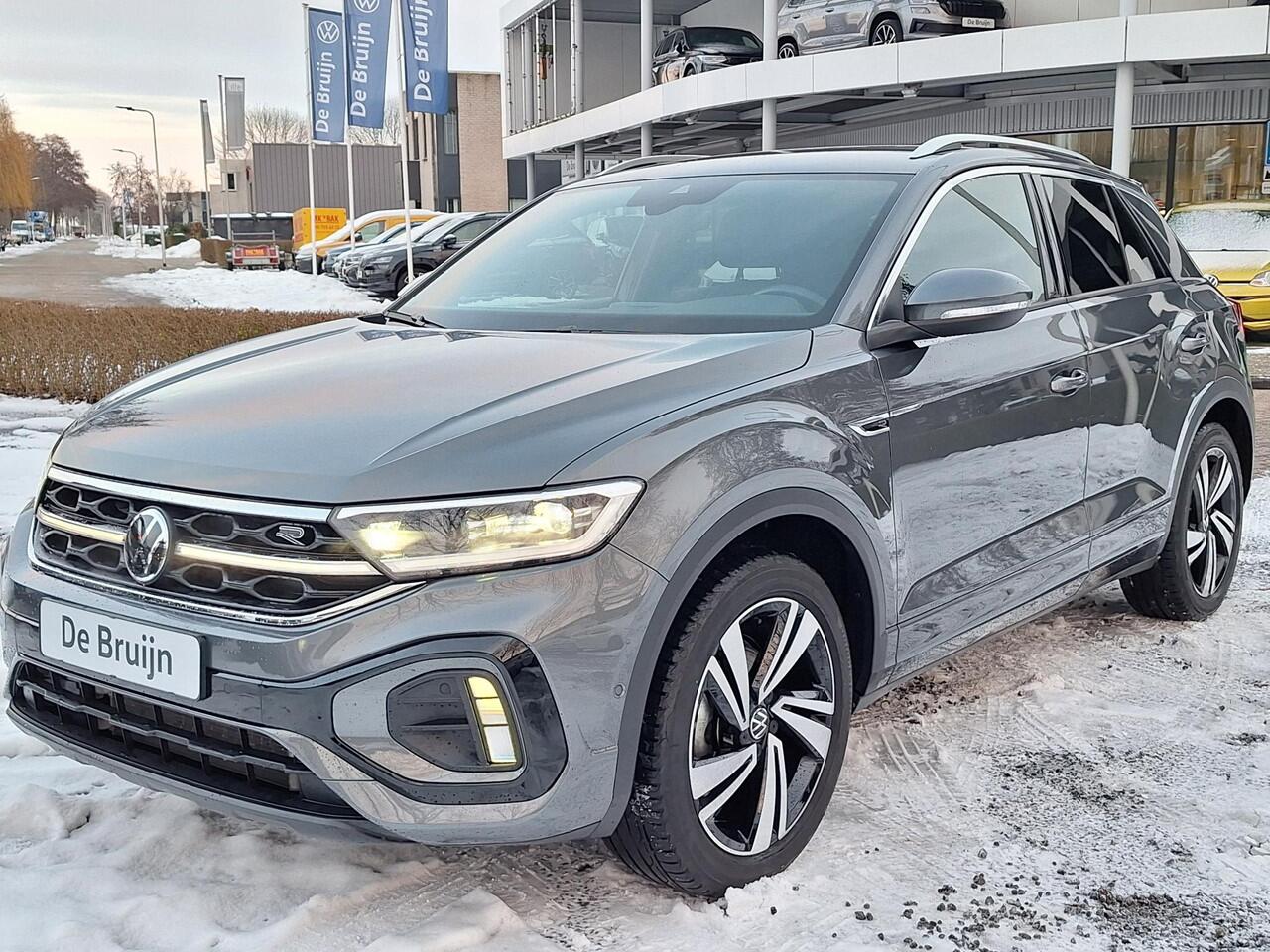 Volkswagen T-Roc 1.5 TSI 150pk DSG R-Line (Trekhaak,Camera,IQ,Navi)