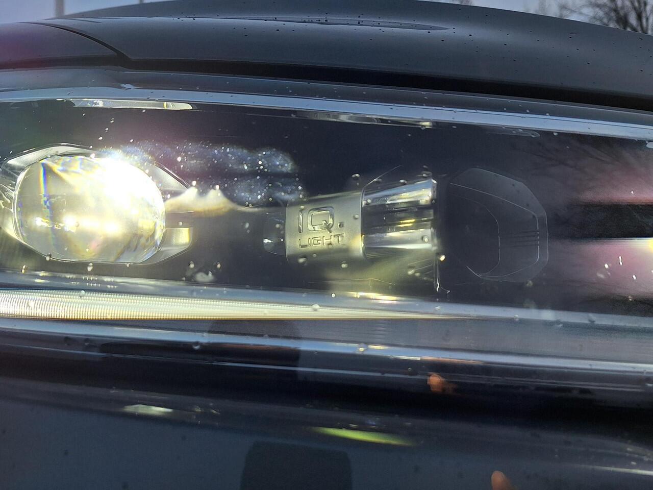 Volkswagen T-Roc 1.5 TSI 150pk DSG R-Line (Trekhaak,Camera,IQ,Navi)