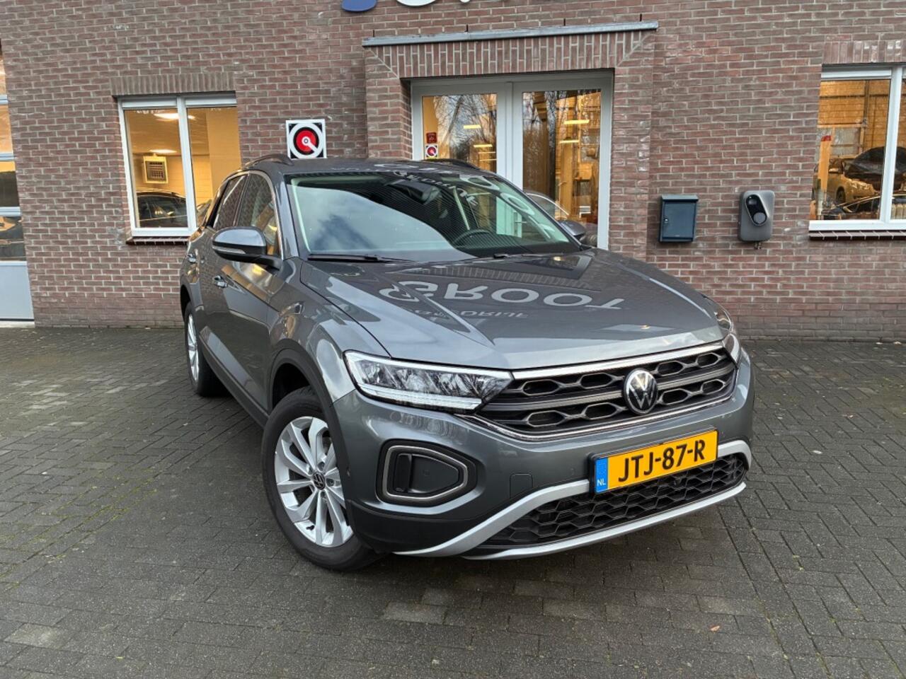 Volkswagen T-Roc 1.5 TSI 150PK AUTOMAAT! VIRTUAL DASH/KEYLESS/ADAP.CRUISE