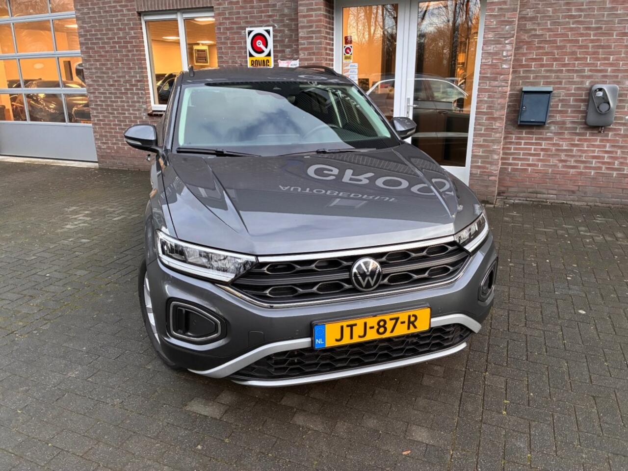 Volkswagen T-Roc 1.5 TSI 150PK AUTOMAAT! VIRTUAL DASH/KEYLESS/ADAP.CRUISE