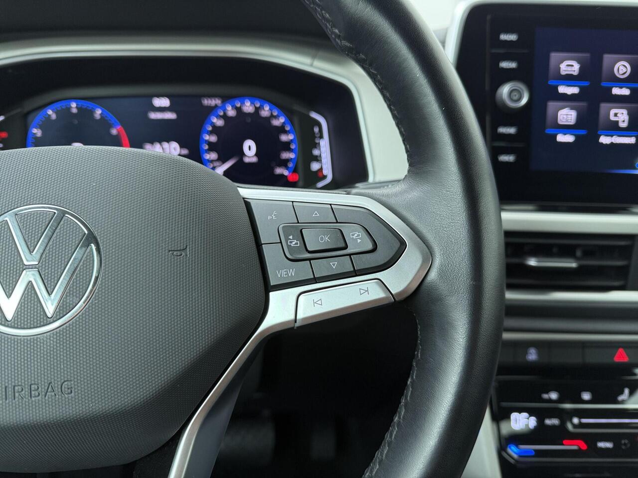 Volkswagen T-Roc Cabrio 1.5 TSI Style | 150 PK | Automaat | 19" LM velgen | Adaptive cruise control | Dodehoek detectie | Apple Carplay/Android Auto |