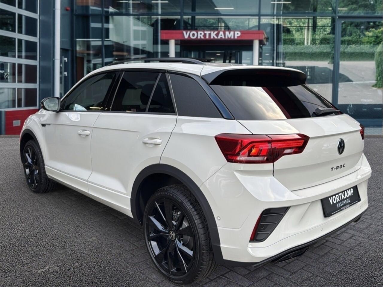Volkswagen T-Roc 1.5 TSI DSG R-LINE BLACK-OPTIC PANO-DAK/CAMERA/CARPLAY/ACC/STOELVERW