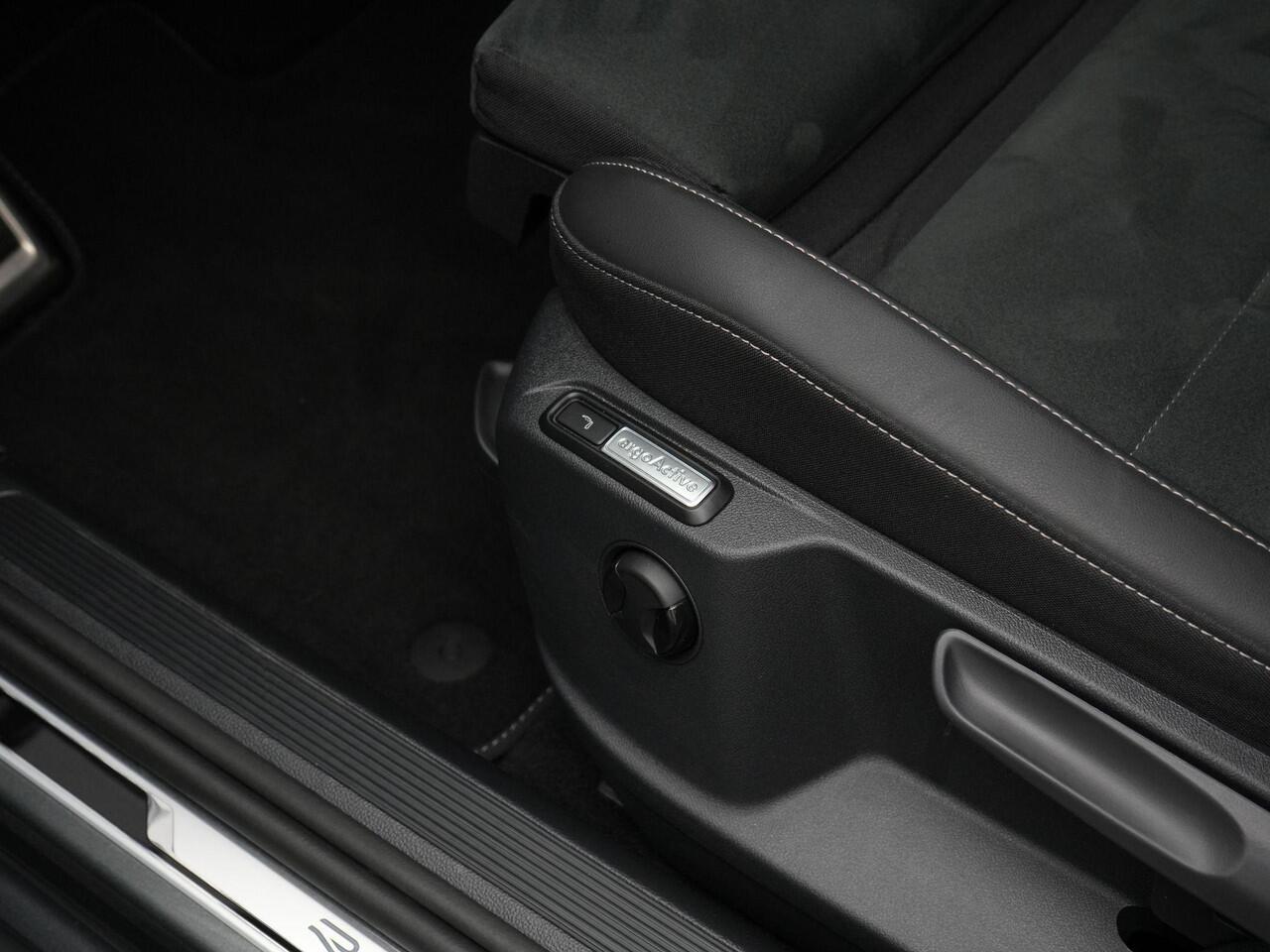 Volkswagen T-Roc 1.5 TSI 150 pk DSG R-Line Edition | Trekhaak | Achteruitrijcamera | Stoelverwarming | Navigatie | Sportonderstel | Park Assist | 17 inch