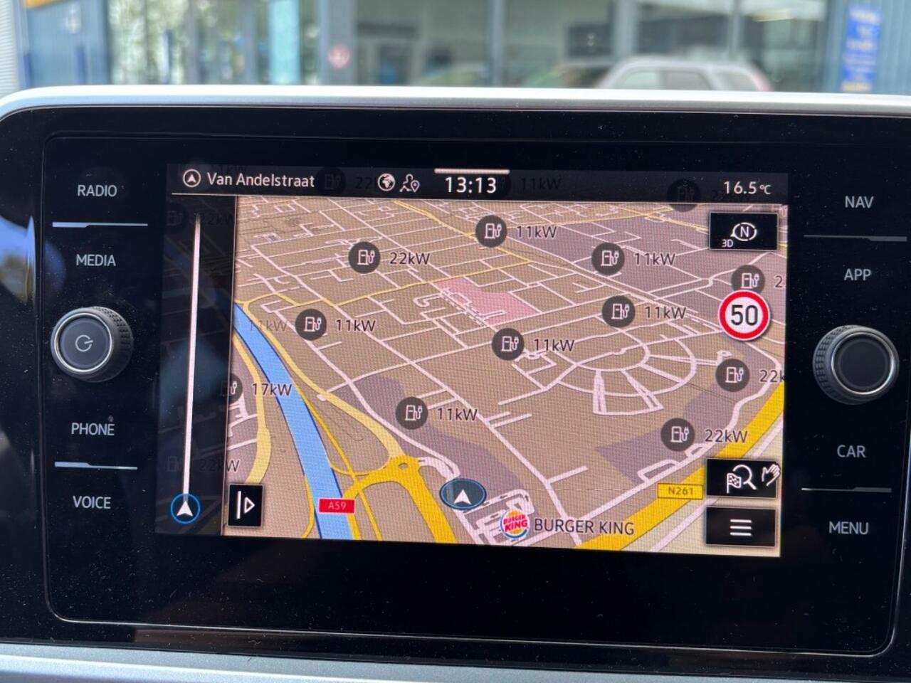 Volkswagen T-Roc 1.0 TSI GOAL EDITION AIRCO NAVI PDC LMV STOELVW