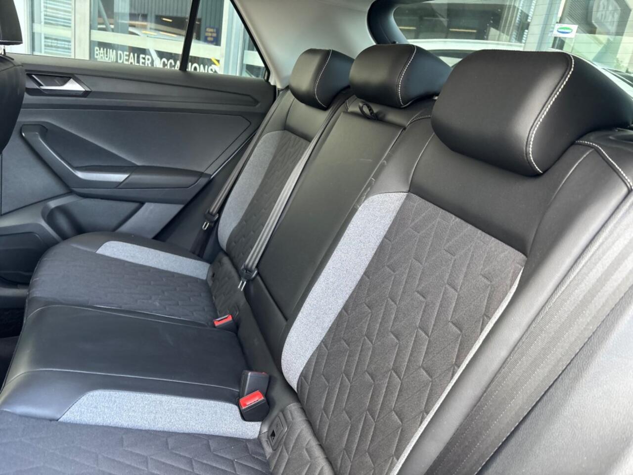 Volkswagen T-Roc 1.0 TSI GOAL EDITION AIRCO NAVI PDC LMV STOELVW