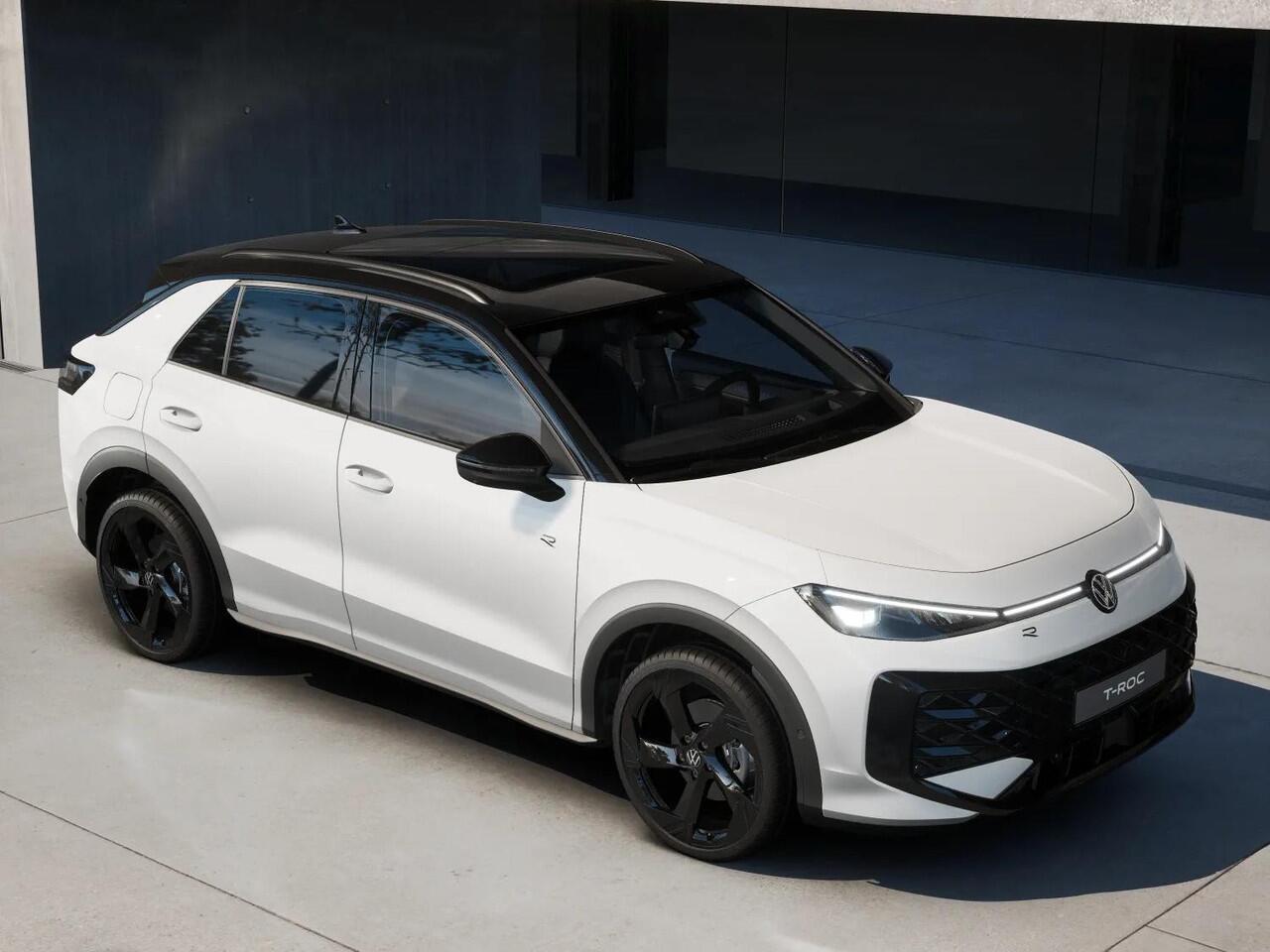 Volkswagen T-Roc R-Line First Edition 1.5 eTSI 110 kW / 150 PK SUV | Panoramaschuif-kanteldak | Assistance Pakket | Trekhaak | Black Style Pakket | Koplampverlichting matrix-led (IQ.LIGHT) | Elek. achterklep | Zwart dak