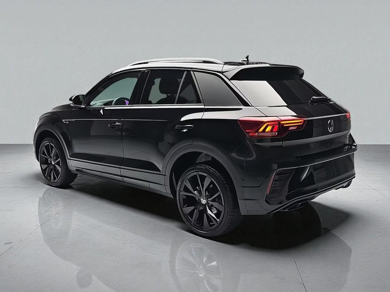 Volkswagen T-Roc R-LINE 1.5 TSI DSG