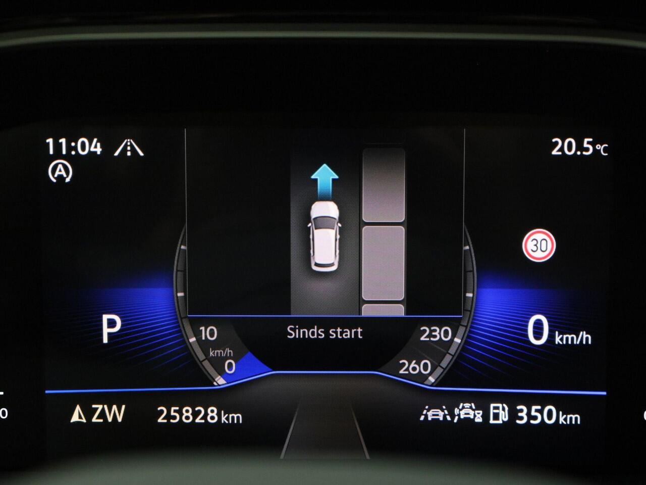 Volkswagen T-Roc 1.5TSI/150PK R-Line DSG · Camera · Navigatie · Apple/Android Car Play · Trekhaak · Garantie tot februari 2027