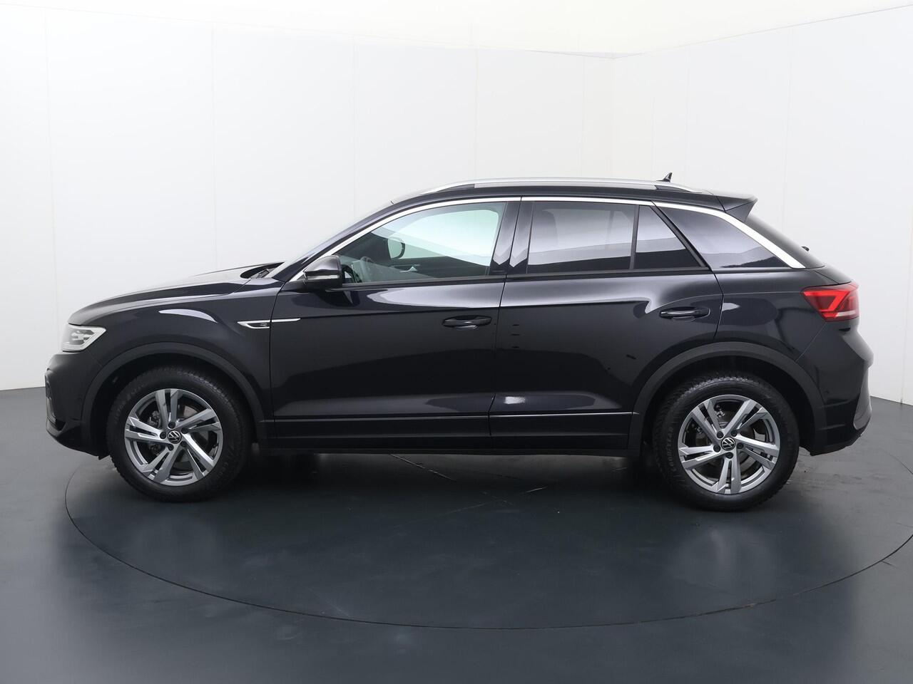 Volkswagen T-Roc 1.5 TSI R-Line | 150 PK | Stoelverwarming| Trekhaak | Achteruitrijcamera | R-Line |