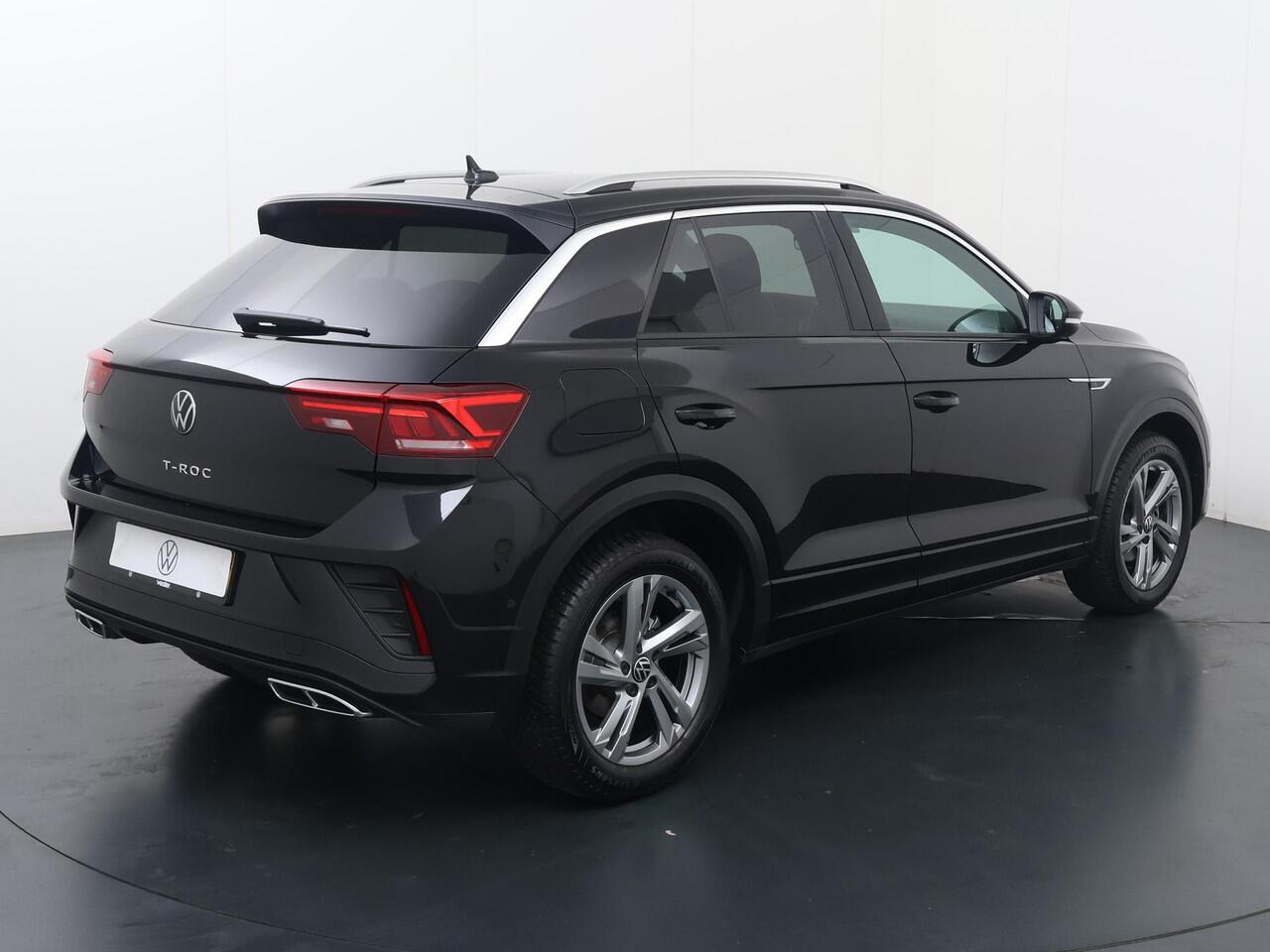 Volkswagen T-Roc 1.5 TSI R-Line | 150 PK | Stoelverwarming| Trekhaak | Achteruitrijcamera | R-Line |