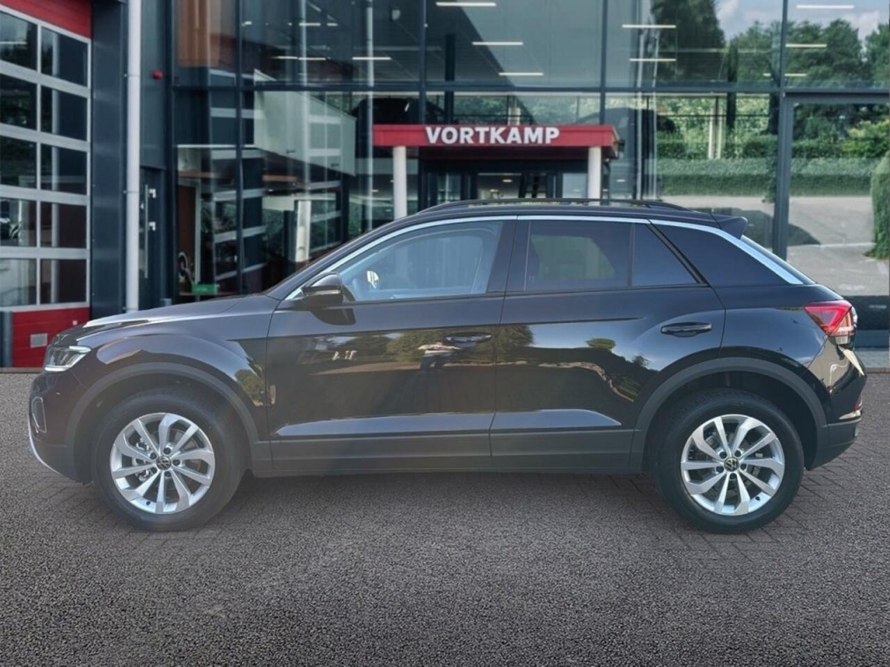 Volkswagen T-Roc 1.5 TSI DSG LIFE TREKHAAK/CAMERA/CARPLAY/ACC/STOELVERW