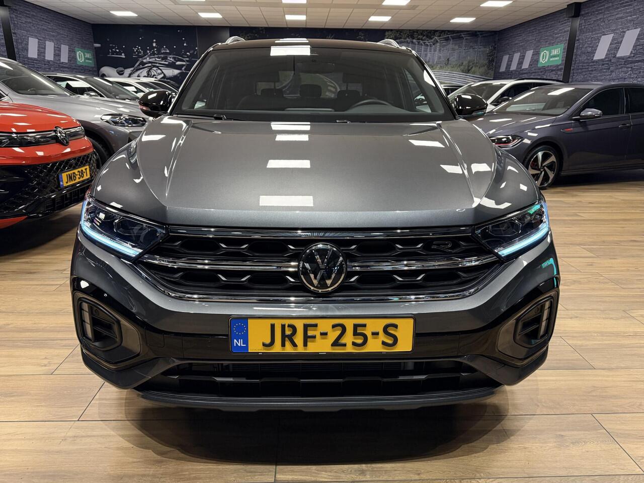 Volkswagen T-Roc 1.5 TSI R-Line First Edition |Navi|Carplay|Trekhaak|Stoelverwarming|LED Koplampen|DSG|All Season banden|