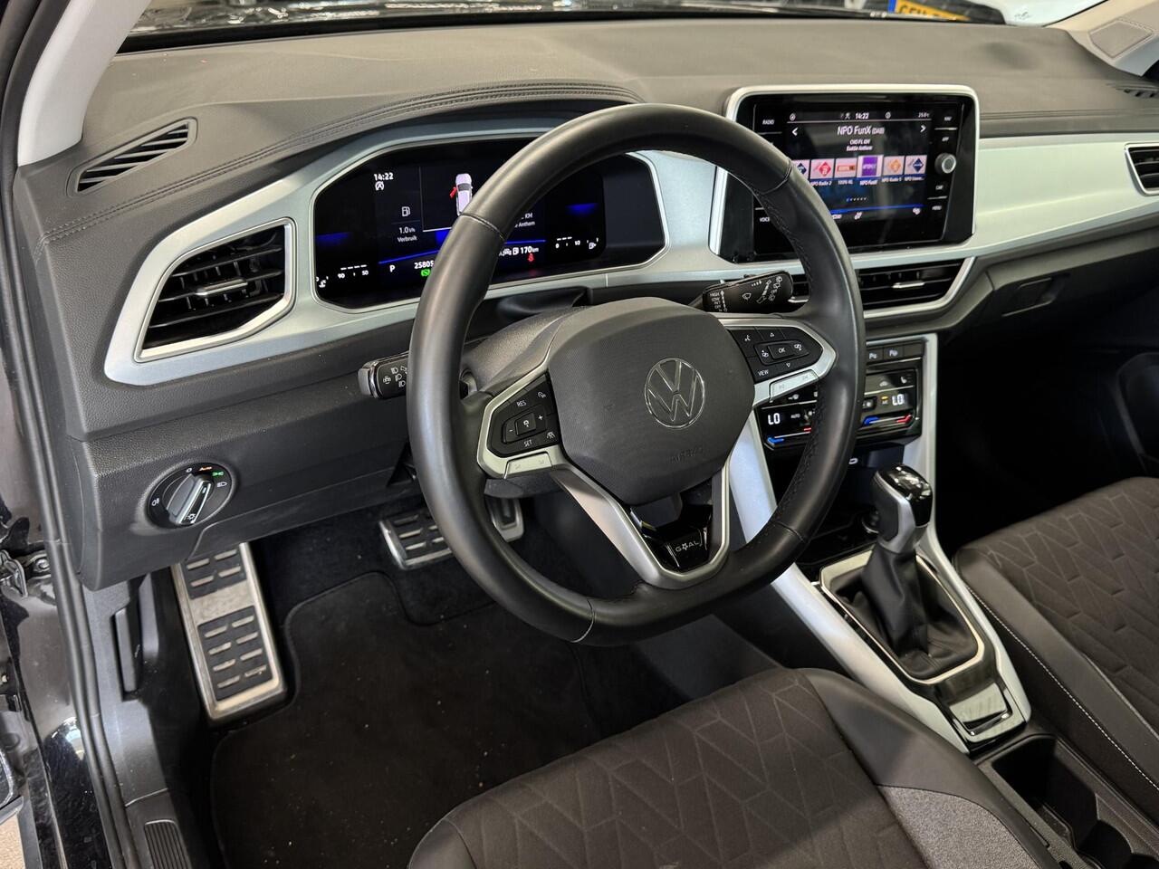 Volkswagen T-Roc 1.5 TSI Goal Edition | Automaat | Stoelverwarming | ACC | Clima | Navi | PDC | Carplay | ( Vestiging - Nieuwegein )