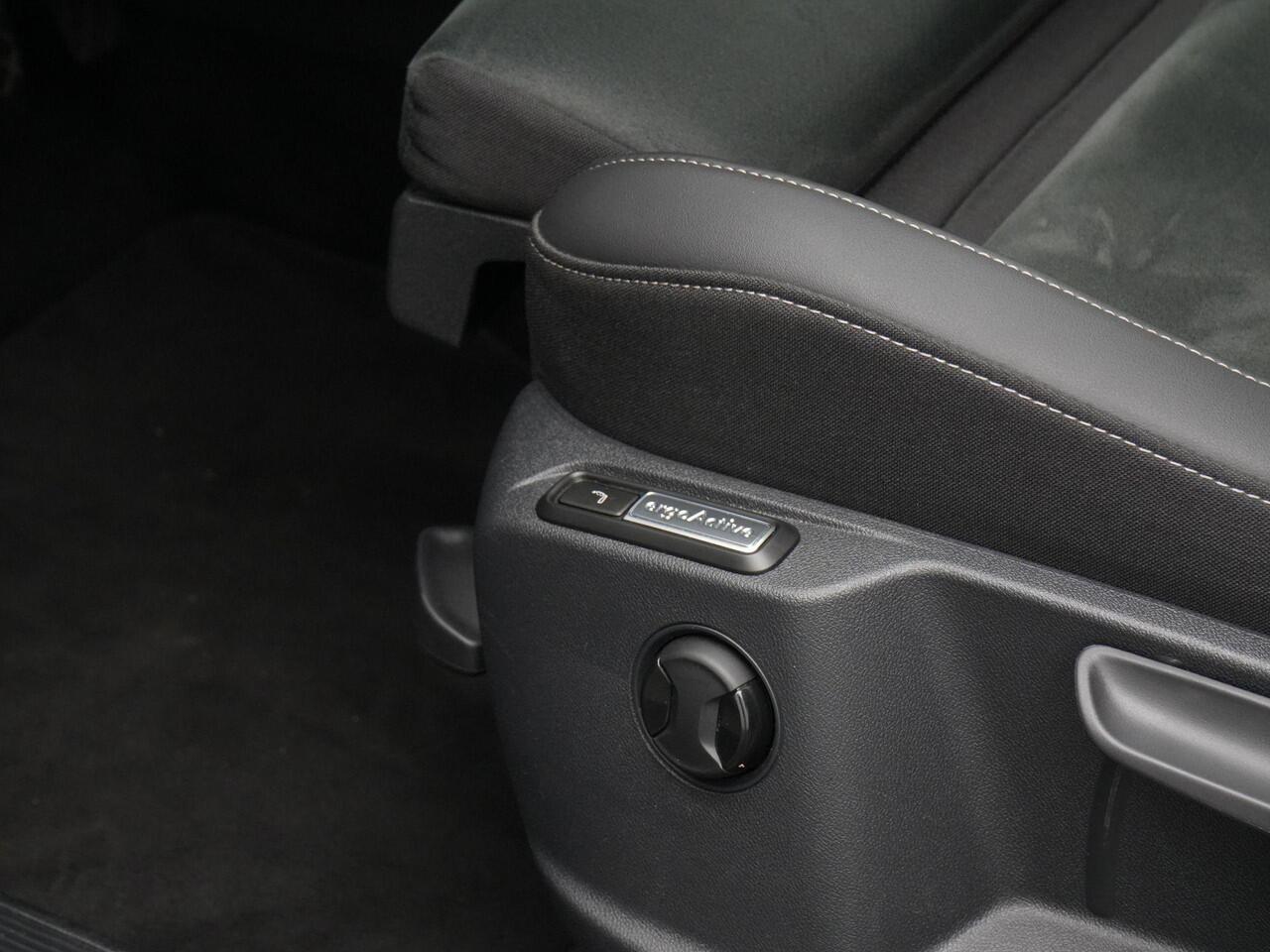 Volkswagen T-Roc 1.5 TSI 150 pk DSG Style | Trekhaak | Park Assist | Stoelverwarming | Adaptive Cruise | ErgoActive bestuurdersstoel