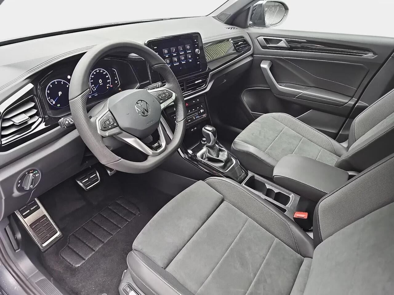 Volkswagen T-Roc R-LINE 1.5 TSI DSG