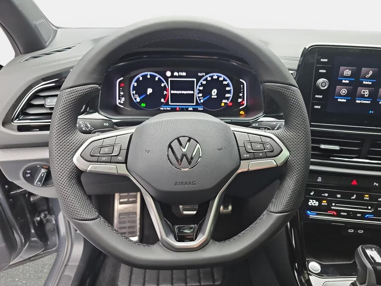 Volkswagen T-Roc R-LINE 1.5 TSI DSG