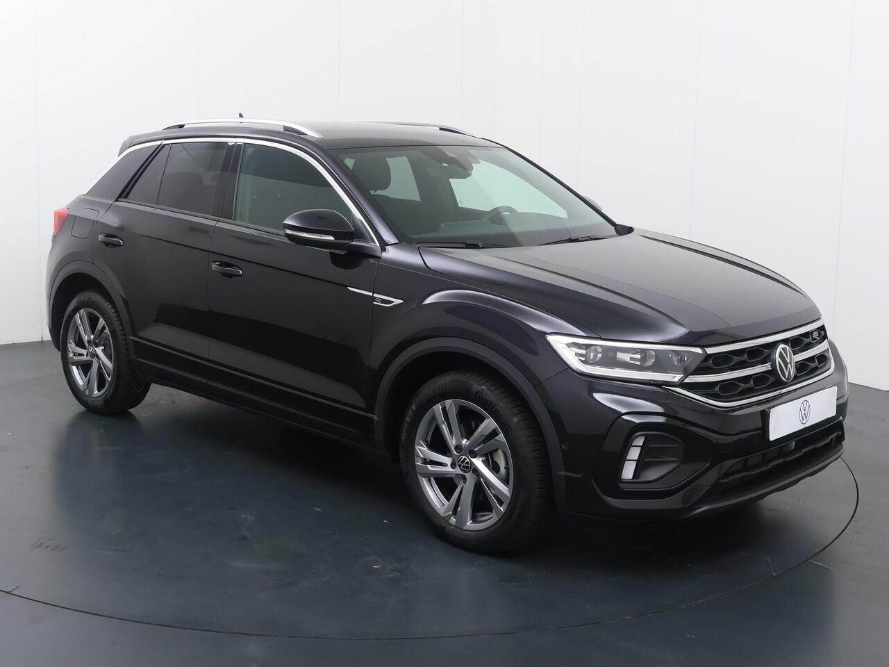 Volkswagen T-Roc 1.5 TSI R-Line | 150 PK | Stoelverwarming| Trekhaak afneembaar | achteruitrijcamera| R-Line | Stoelverwarming |