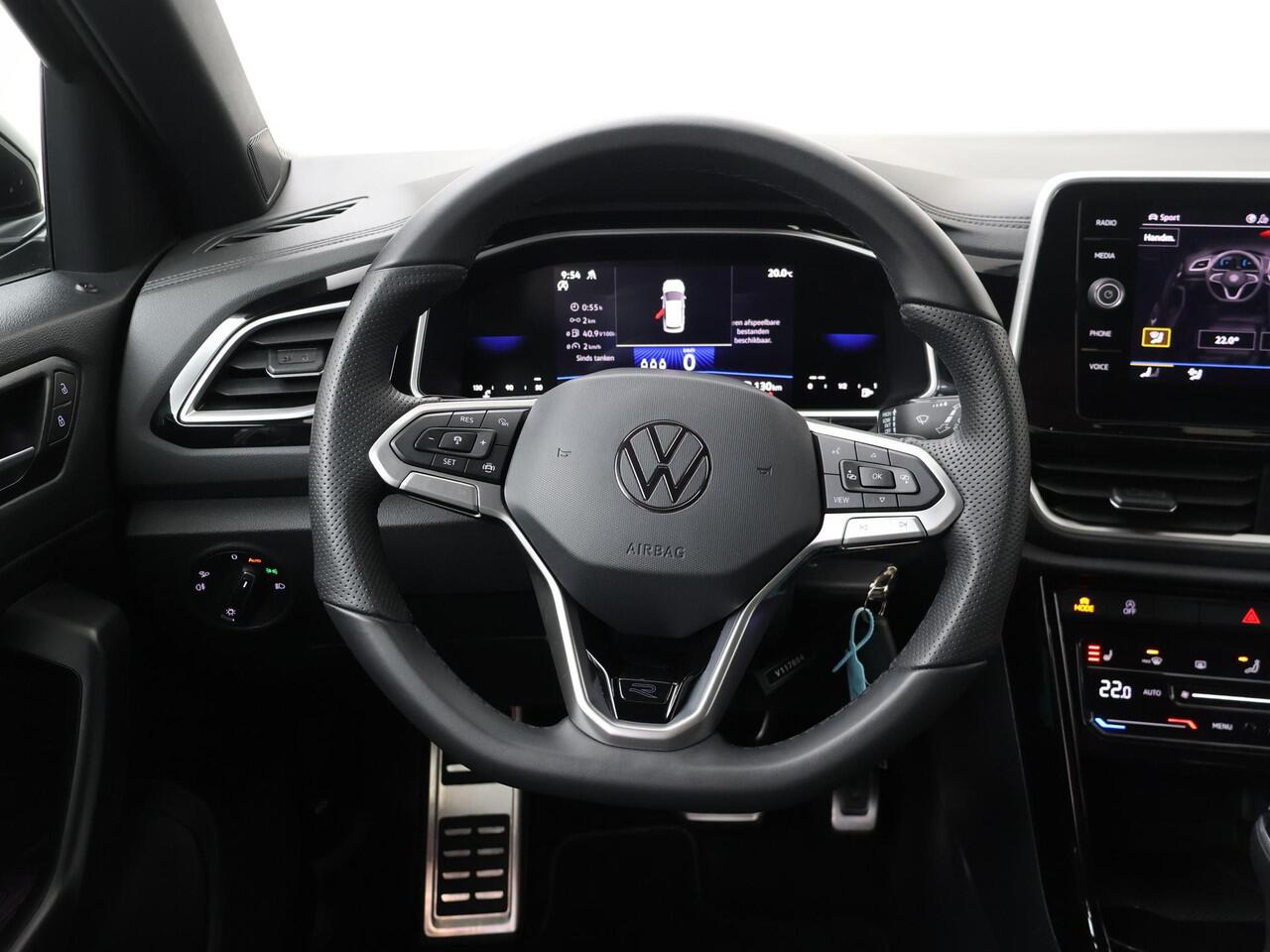 Volkswagen T-Roc 1.5 TSI R-Line | 150 PK | Stoelverwarming| Trekhaak afneembaar | achteruitrijcamera| R-Line | Stoelverwarming |