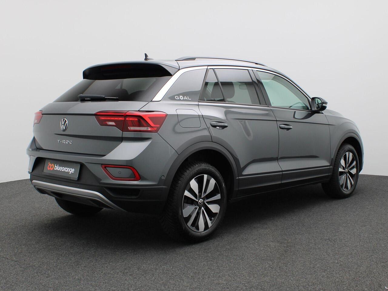Volkswagen T-Roc 1.0 TSI Edition 115PK Navi, Adaptieve Cruise Controle, Side Assist, PDC voor en achter, Stoelverwarming, 17" LM Velgen