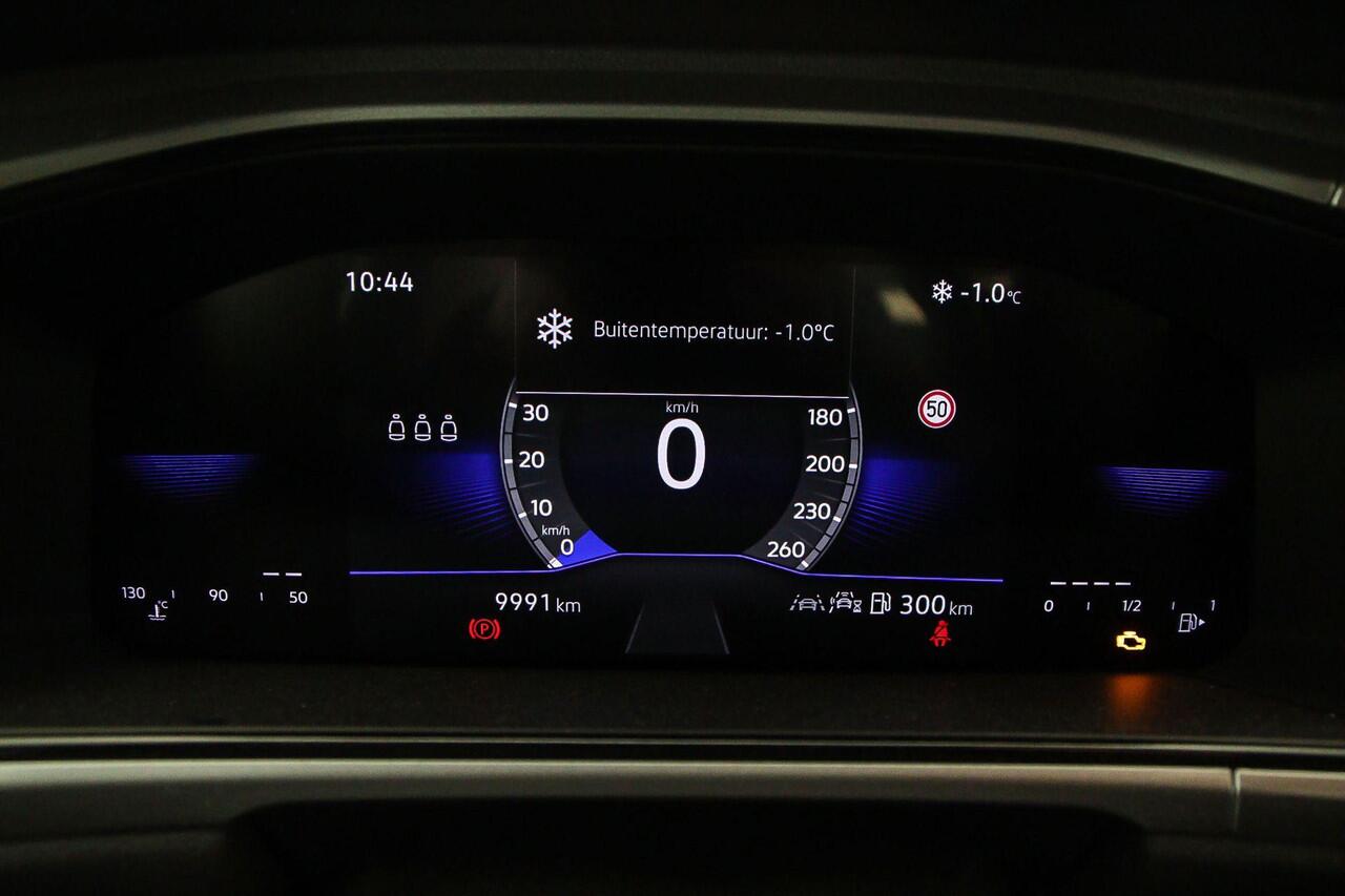 Volkswagen T-Roc Life Edition 1.0 TSI 115pk Adaptive cruise control, Achteruitrijcamera, App connect, LED koplampen, Navigatie, Parkeersensoren, Keyless entry, DAB, Radio, Airco