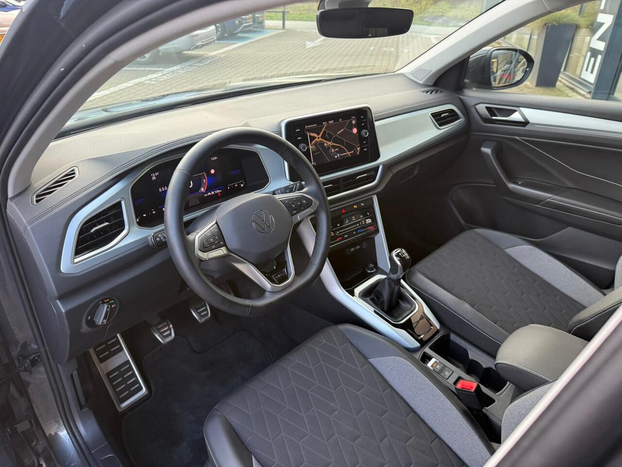 Volkswagen T-Roc 1.0 TSI Goal Edition *Navi & LED*