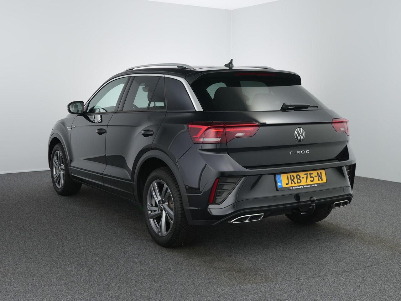 Volkswagen T-Roc 1.5 TSI R-Line Edition | IQ Light | Trekhaak | Camera | ACC | Ergo-active