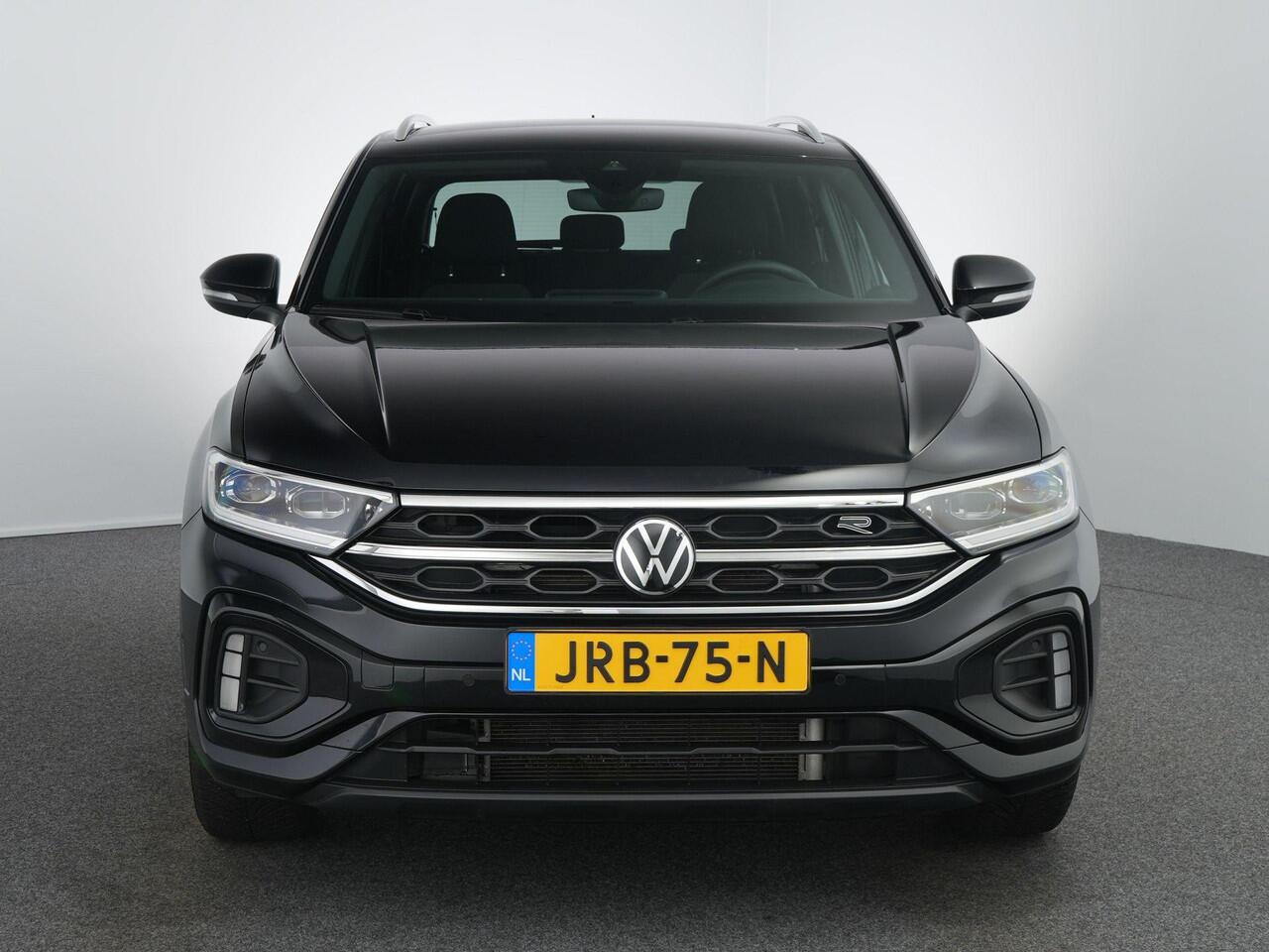 Volkswagen T-Roc 1.5 TSI R-Line Edition | IQ Light | Trekhaak | Camera | ACC | Ergo-active