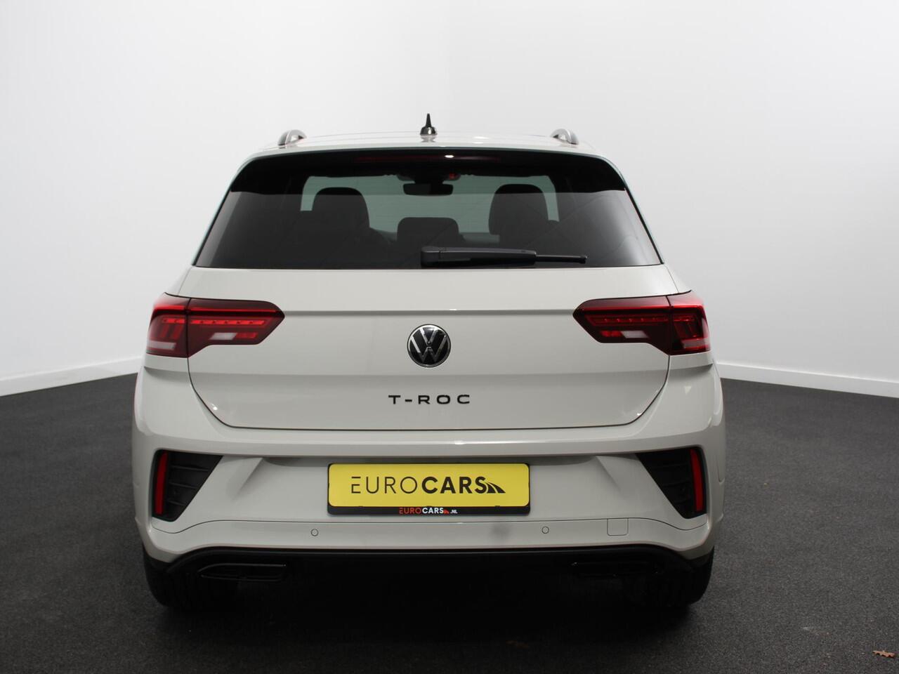 Volkswagen T-Roc 1.5 TSI DSG R-Line+Blackpack | Climate control | Adaptieve cruise control | Panoramadak | LED | Navigatie | Achteruitrijcamera | Parkeersensoren | Apple Carplay/ Android Auto | Radio