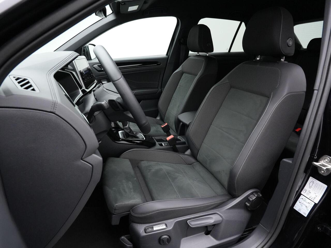 Volkswagen T-Roc 1.5 TSI 150 pk DSG R-Line | Trekhaak | Achteruitrijcamera | Stoelverwarming | Massage | Alcantara | Navigatie