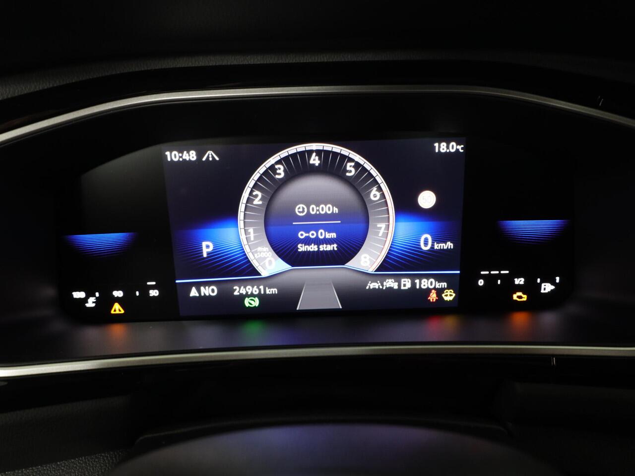 Volkswagen T-Roc 1.5 TSI R-Line 150 PK DSG | Navigatie | Trekhaak afneembaar | ErgoActive Stoel Pakket | Parkeercamera |