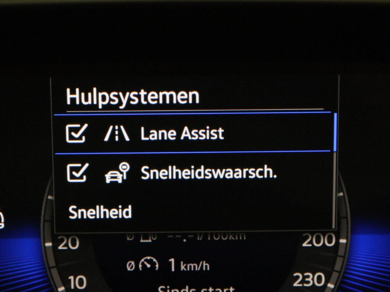 Volkswagen T-Roc 1.0 TSI 116PK Goal · Apple/Android Car Play · Navigatie · P-Sensoren · Dodehoek Detectie · Garantie t/m 13-02-2027