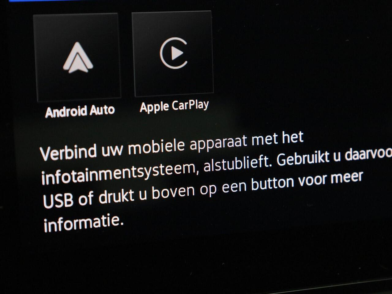 Volkswagen T-Roc 1.0TSI/116PK Goal · Navigatie · Parkeersensoren · Apple/Android Car Play · Stoelverwarming · Garantie t/m 07-02-2027