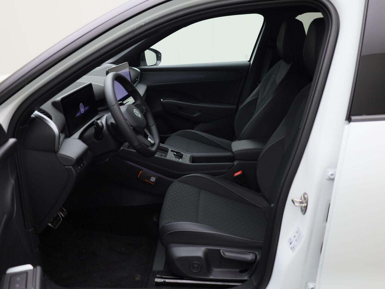 Volkswagen T-Roc 1.5 eTsi Style First Edition