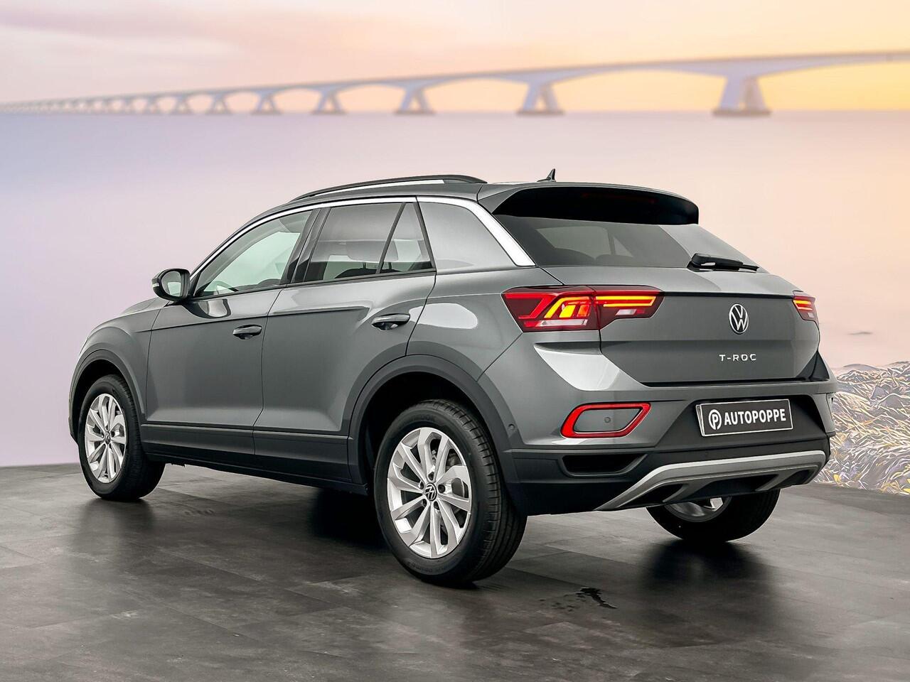 Volkswagen T-Roc Life Edition 1.0 85 kW / 116 pk TSI SUV 6 versn. H