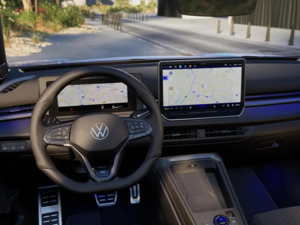 Volkswagen T-Roc 1.5 eTsi R-Line First Edition 150 pk 7 versn. DSG · Achteruitrijcamera · Electrische achterklep · Trekhaak ·